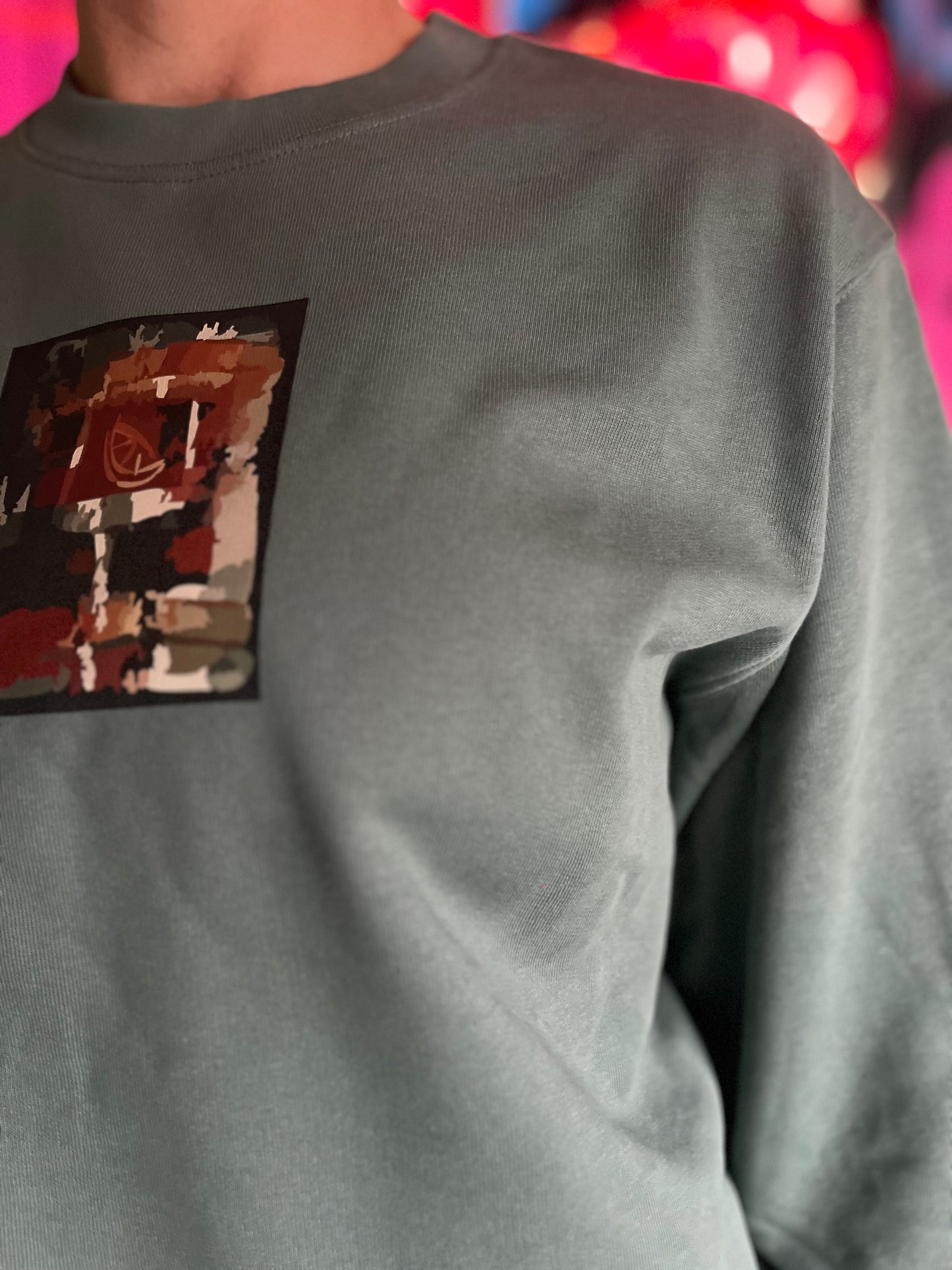DOVIDOVIDOD Spritzes Bitches Crewneck