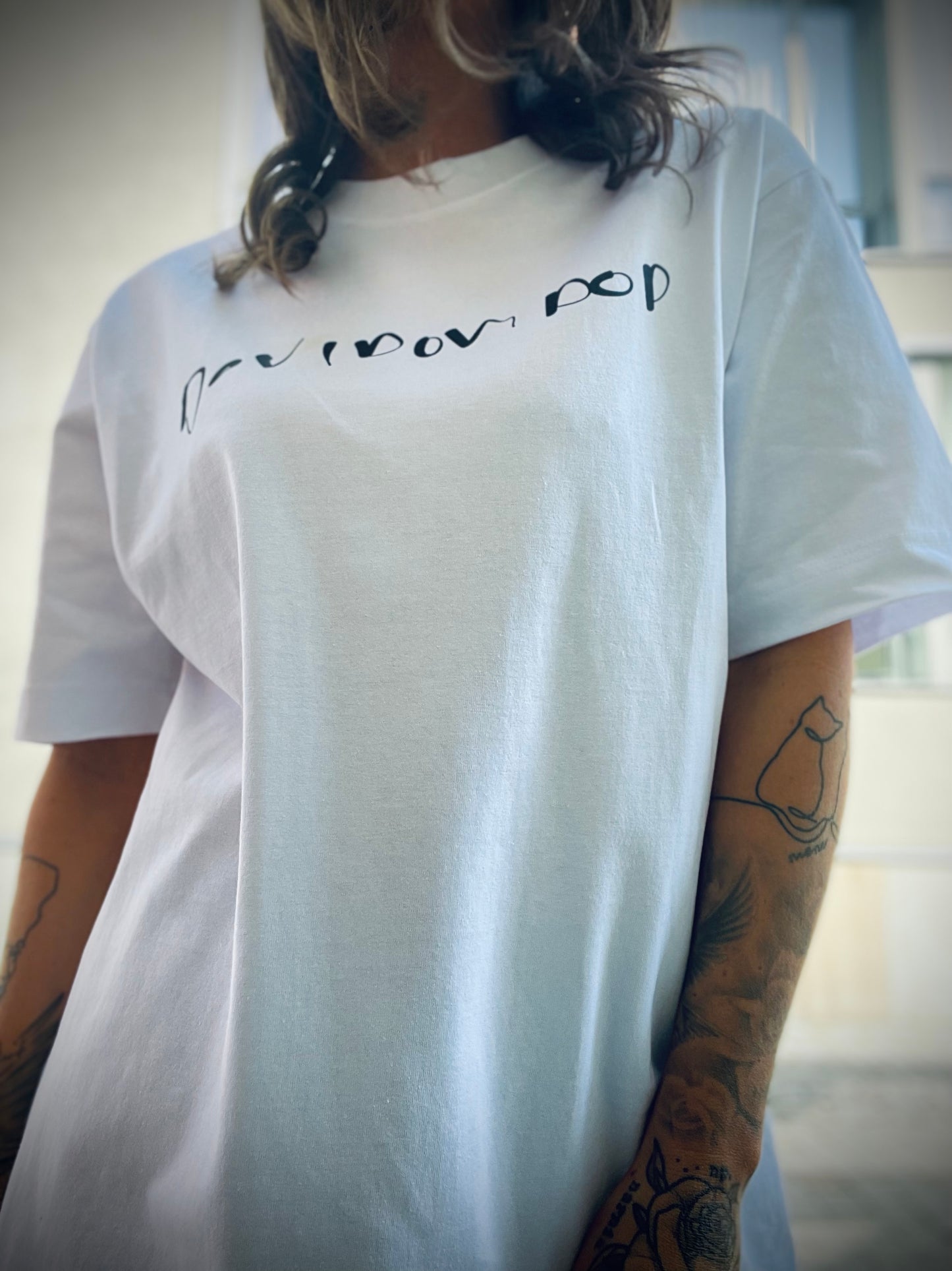 DOVIDOVIDOD Door No.18 Tee Unisex