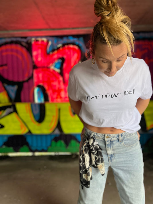 DOVIDOVIDOD Door No.18 Tee FEMME